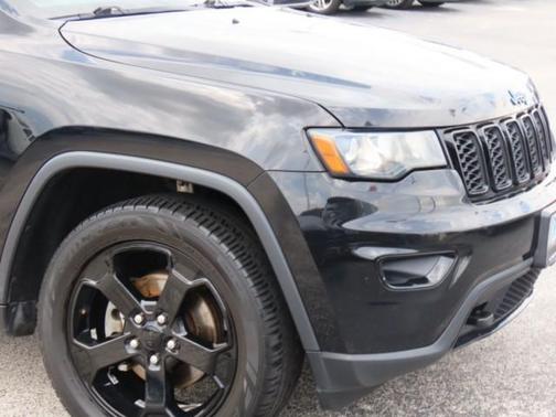 2019 Jeep Grand Cherokee Laredo