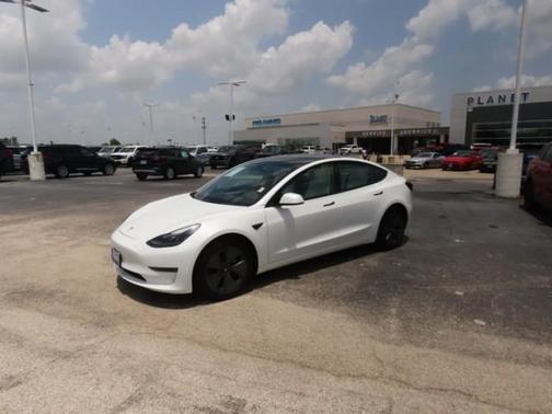2023 Tesla Model 3 Base