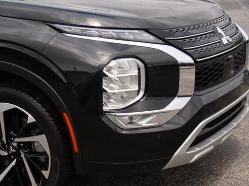 2024 Mitsubishi Outlander SEL