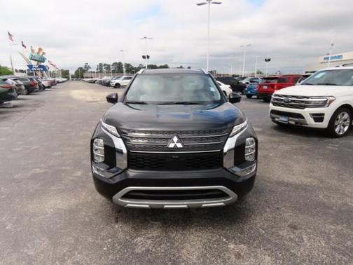 2024 Mitsubishi Outlander SEL
