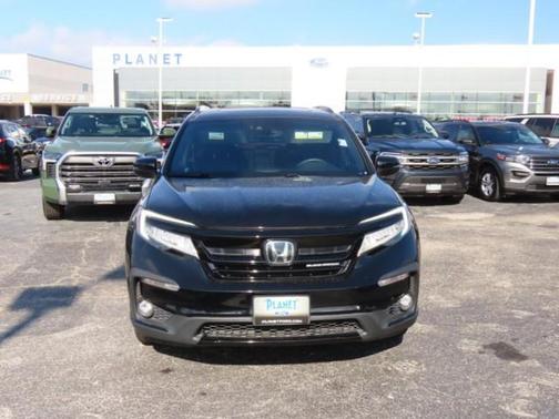 2022 Honda Pilot Black Edition