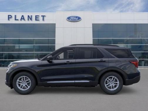 2025 Ford Explorer Active RWD