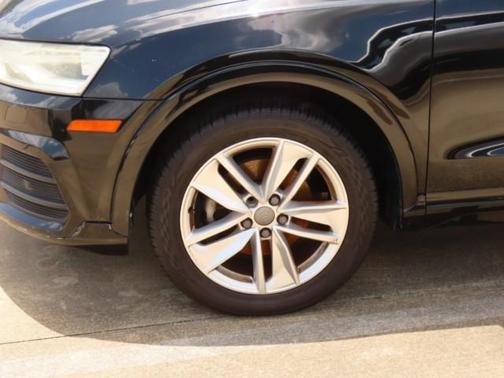 2016 Audi Q3 2.0T Premium Plus