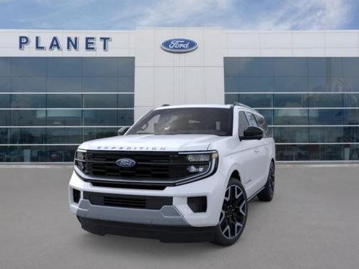 Star White 2026 Ford Expedition Max Platinum