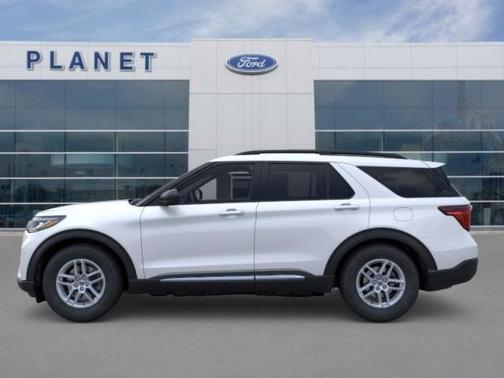 2025 Ford Explorer Active RWD
