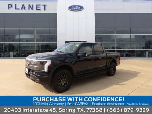 2025 Ford F-150 Lightning LARIAT