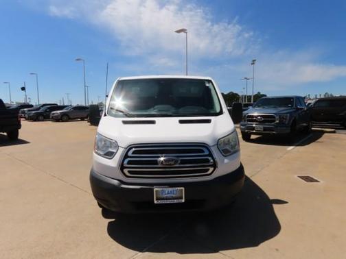 Oxford White 2017 Ford Transit-350 XLT