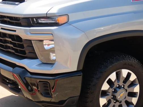 2024 Chevrolet Silverado 2500 Custom