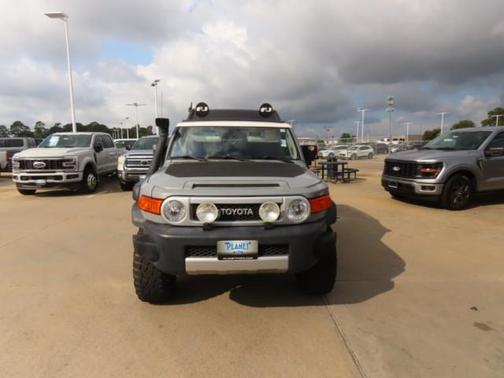 2014 Toyota FJ Cruiser Base