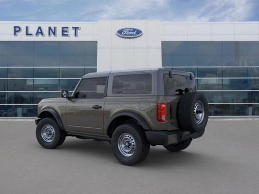 2025 Ford Bronco Base