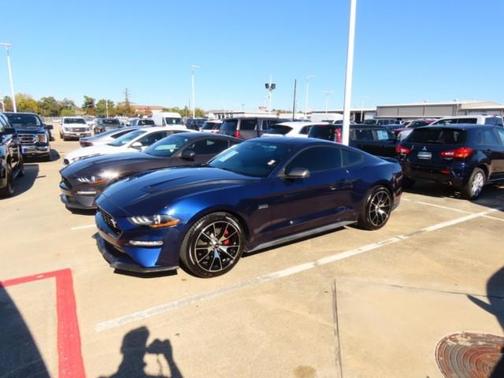 2020 Ford Mustang EcoBoost Premium