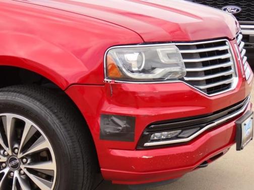 2015 Lincoln Navigator Base