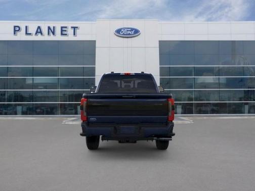 2025 Ford F-250 Platinum