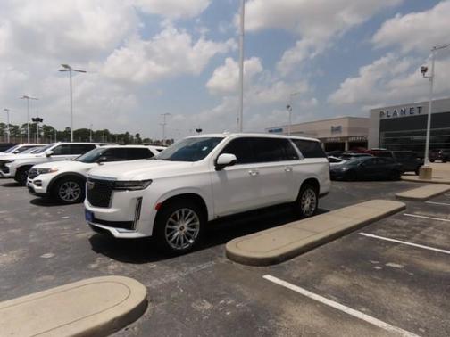 2021 Cadillac Escalade ESV Premium Luxury