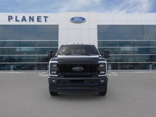 2025 Ford F-350 Lariat Super Duty