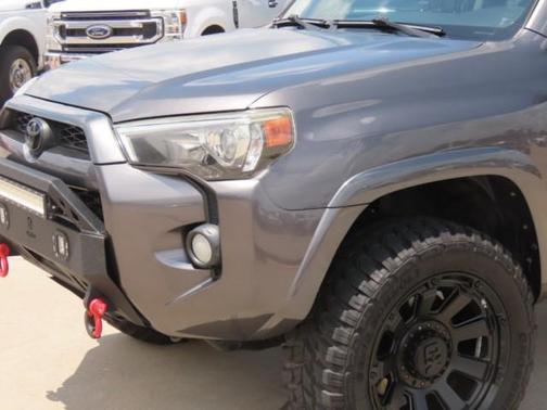 Magnetic Gray Metallic 2017 Toyota 4Runner SR5