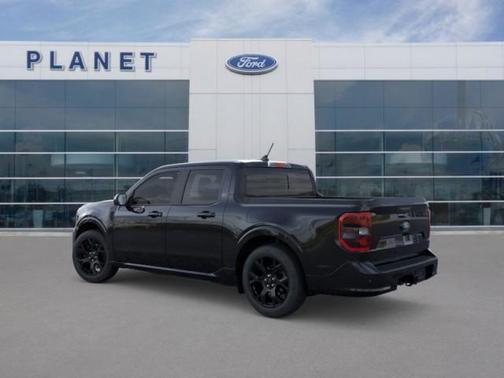 2025 Ford Maverick Lobo Standard