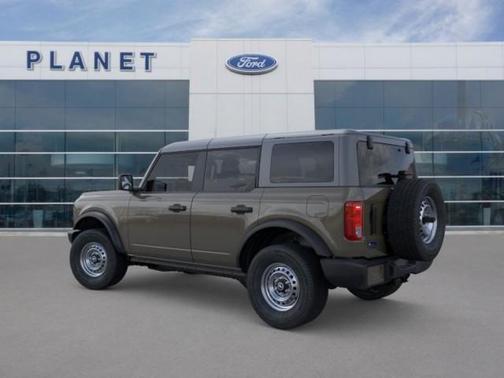 2025 Ford Bronco Base