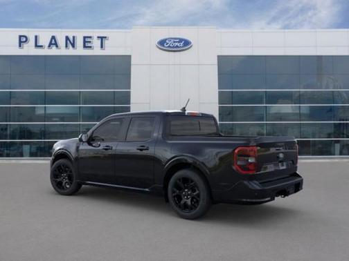 2025 Ford Maverick Lobo Standard