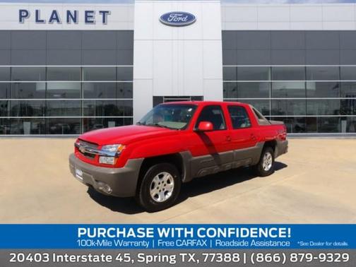 Victory Red 2002 Chevrolet Avalanche 1500