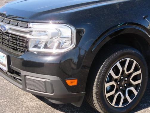 Shadow Black 2023 Ford Maverick Lariat