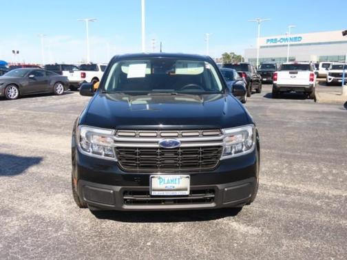 Shadow Black 2023 Ford Maverick Lariat