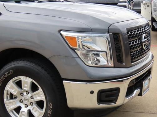 2019 Nissan Titan SV