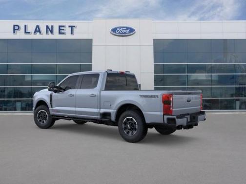 2025 Ford F-350 Lariat Super Duty