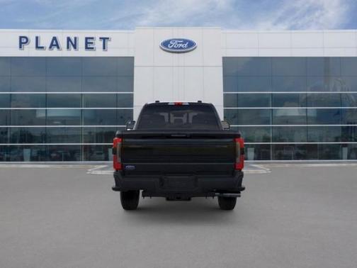 2025 Ford F-250 Platinum