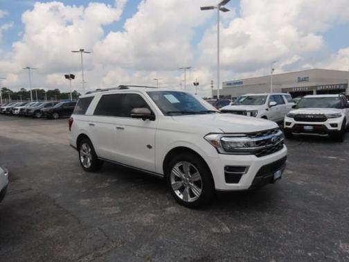 Star White 2024 Ford Expedition King Ranch