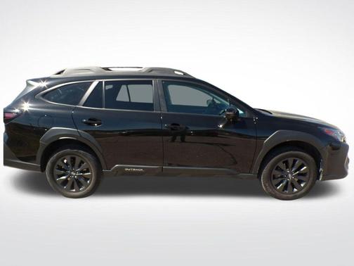 Crystal Black Silica 2023 Subaru Outback Onyx Edition