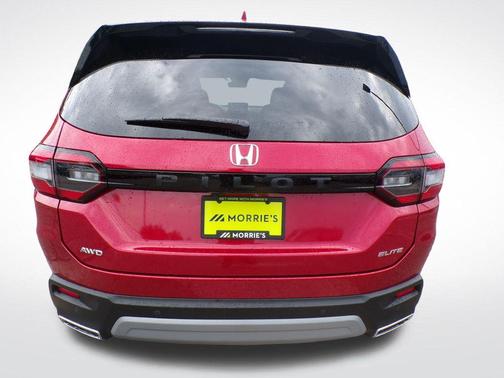 Radiant Red Metallic II 2025 Honda Pilot Elite