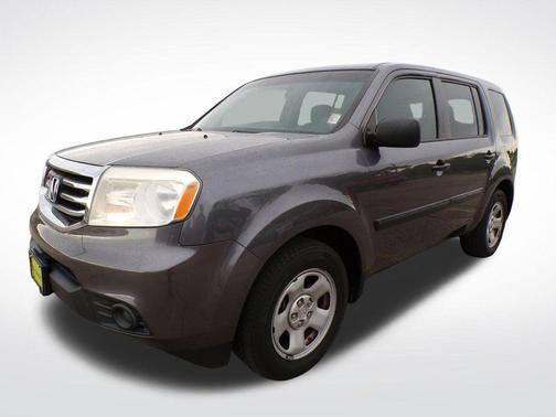 Gray 2015 Honda Pilot LX