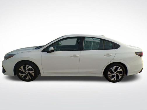Crystal White Pearl 2025 Subaru Legacy Premium