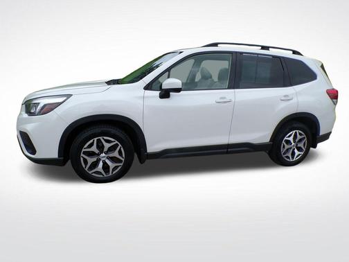 Crystal White Pearl 2020 Subaru Forester Premium