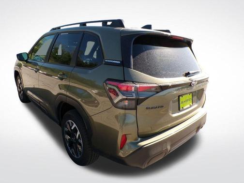 Autumn Green Metallic 2026 Subaru Forester Premium