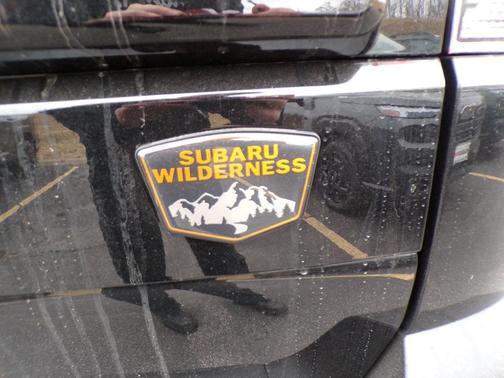 Crystal Black Silica 2026 Subaru Outback Wilderness