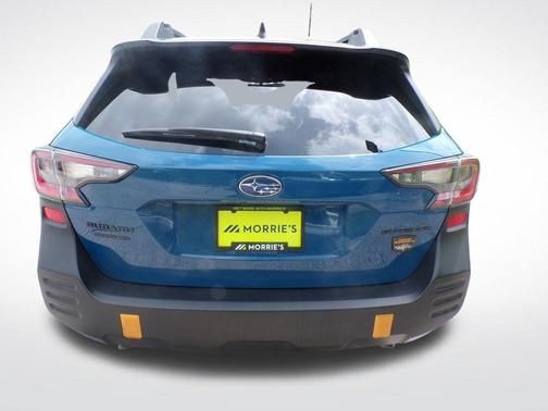 Geyser Blue 2024 Subaru Outback Wilderness