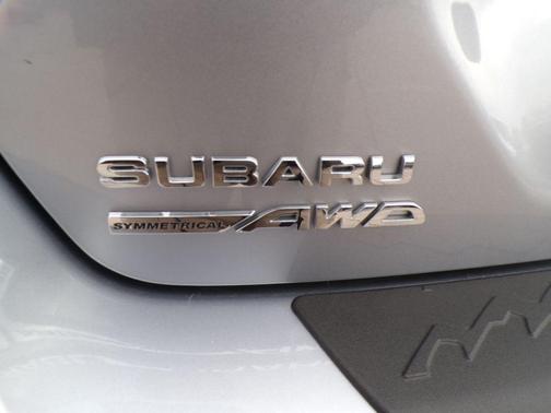 Ice Silver Metallic 2025 Subaru Crosstrek Premium