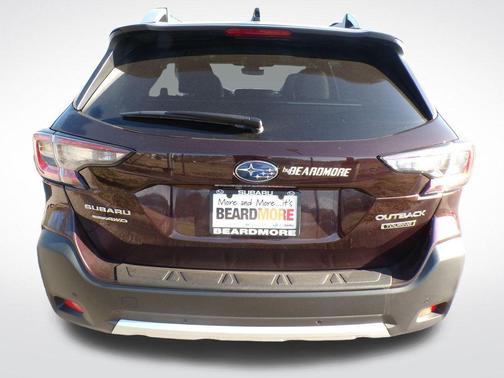 Crystal White Pearl 2024 Subaru Outback Touring