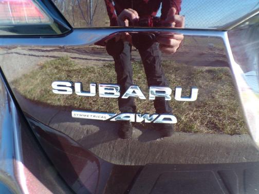 Crystal White Pearl 2024 Subaru Outback Touring