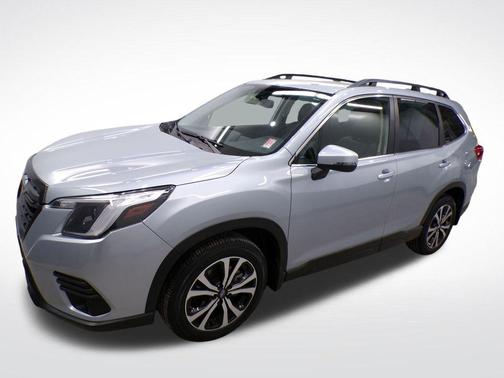 Ice Silver Metallic 2022 Subaru Forester Limited