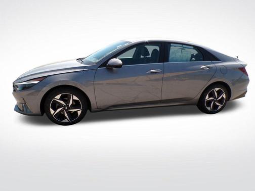 Metal 2023 Hyundai ELANTRA Limited