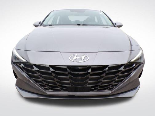 Metal 2023 Hyundai ELANTRA Limited