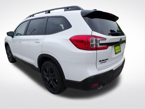 Crystal White Pearl 2026 Subaru Ascent Onyx Edition Touring