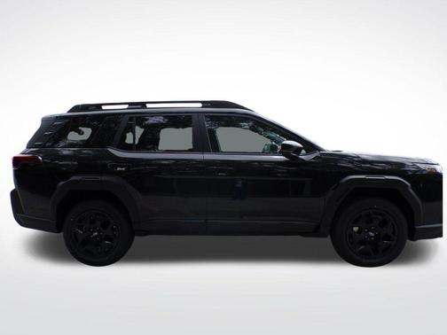 Crystal Black Silica 2026 Subaru Outback Limited