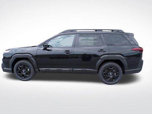 Crystal Black Silica 2026 Subaru Outback Limited
