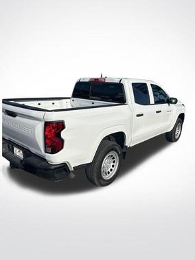 Summit White 2025 Chevrolet Colorado WT