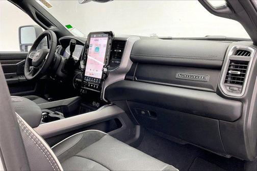 2025 RAM 2500 Laramie Crew Cab 4x4 6'4' Box