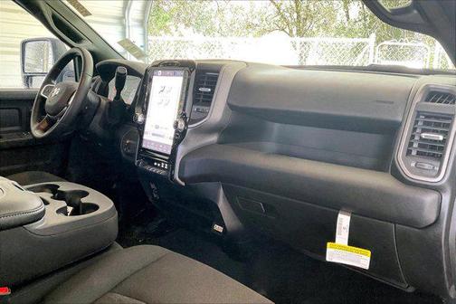 2025 RAM 2500 Tradesman Crew Cab 4x4 6'4' Box